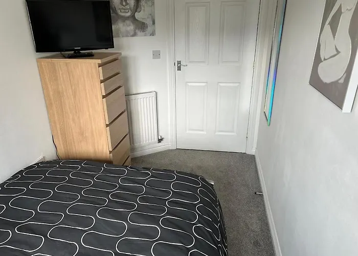 Flat In Filton Mod Rolls Royce Gkn * Bristol