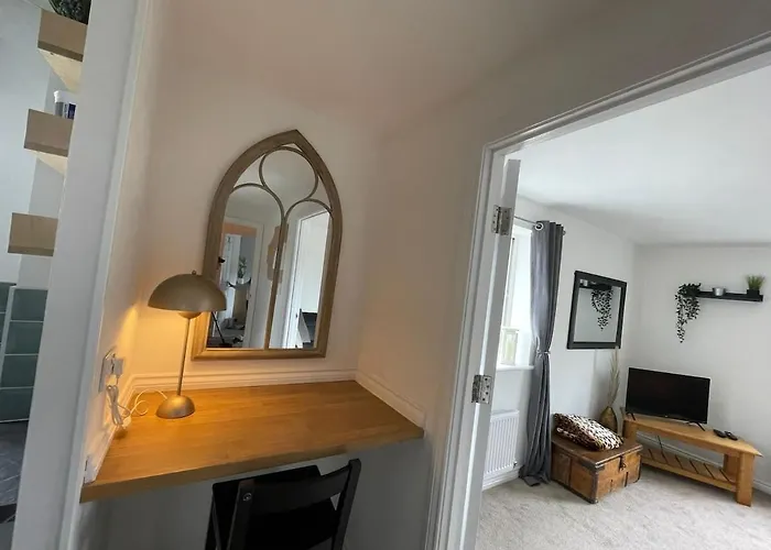 Flat In Filton Mod Rolls Royce Gkn Bristol