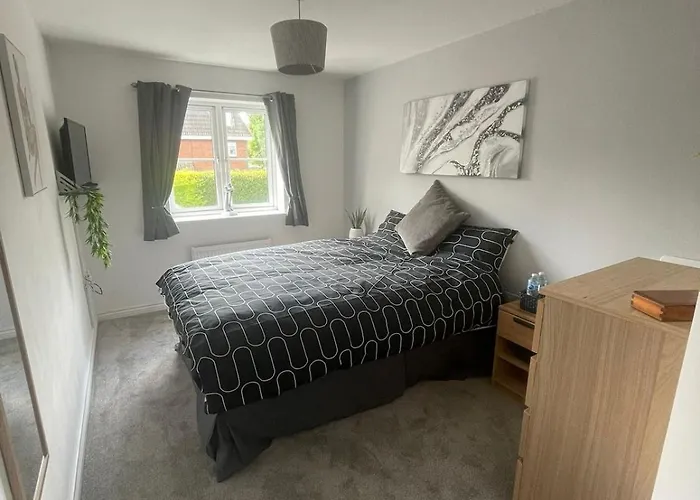 Апартаменти Flat In Filton Mod Rolls Royce Gkn